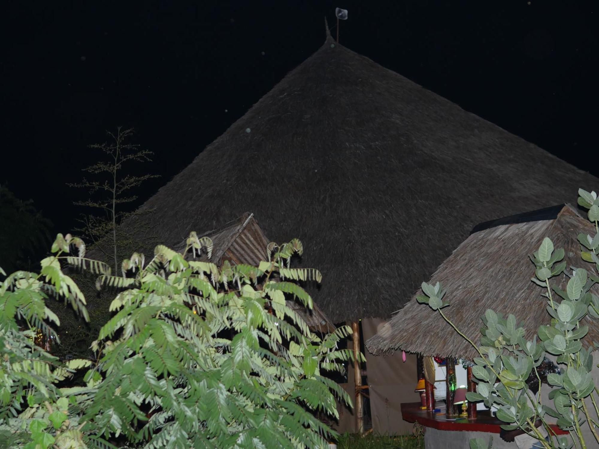 Tausa Tsavo Eco Lodge Voi Exterior photo