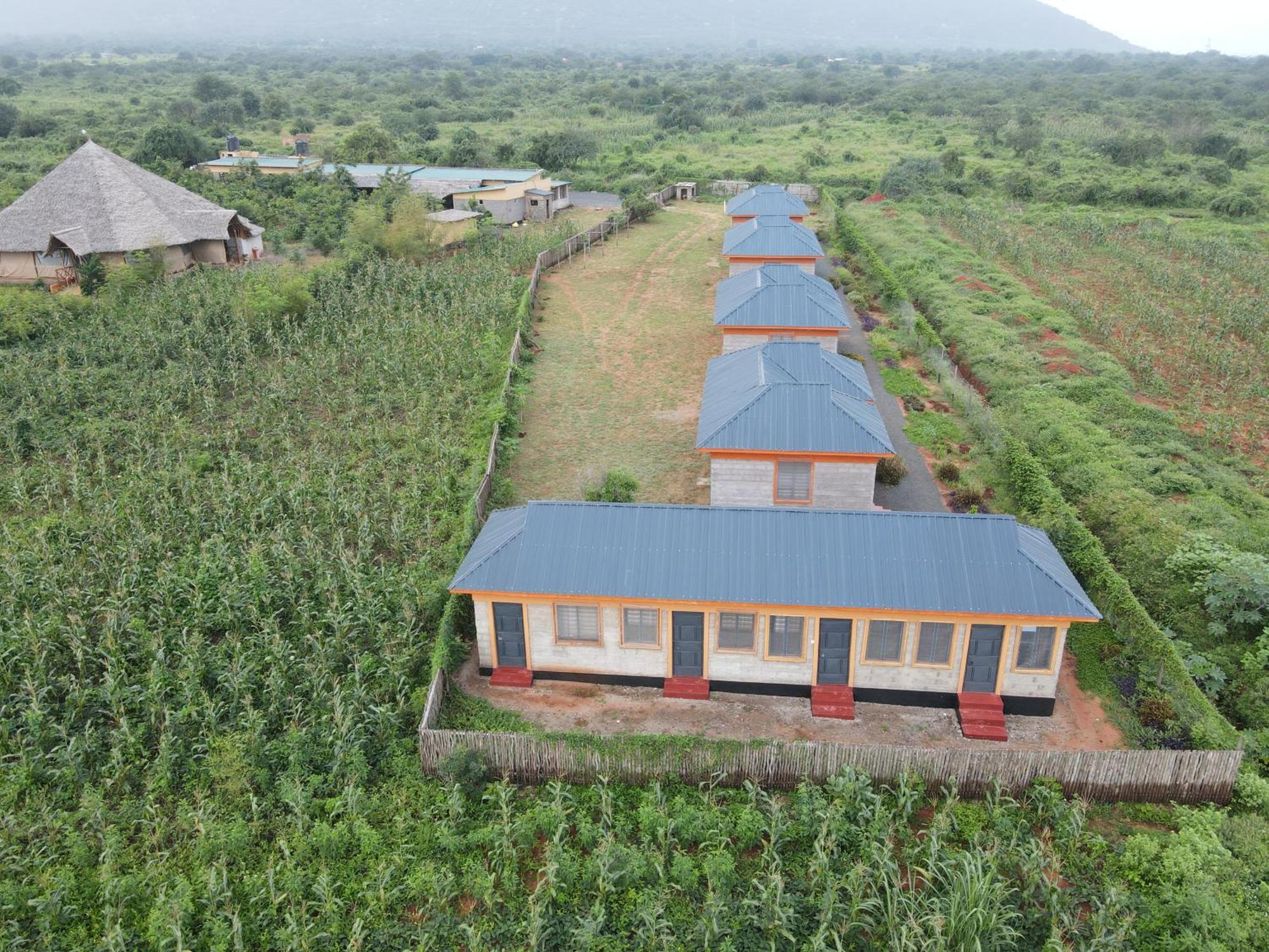Tausa Tsavo Eco Lodge Voi Exterior photo