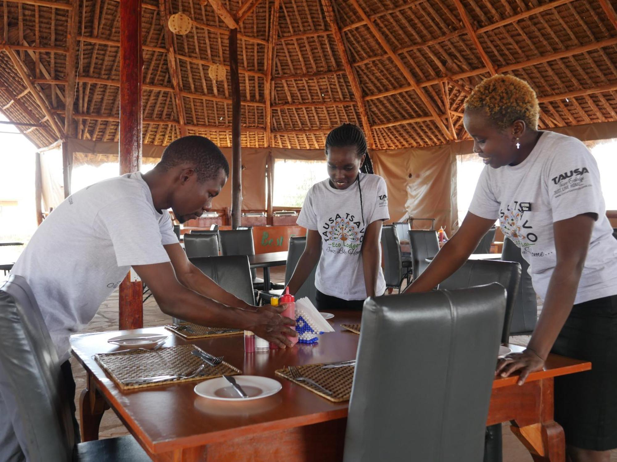 Tausa Tsavo Eco Lodge Voi Exterior photo