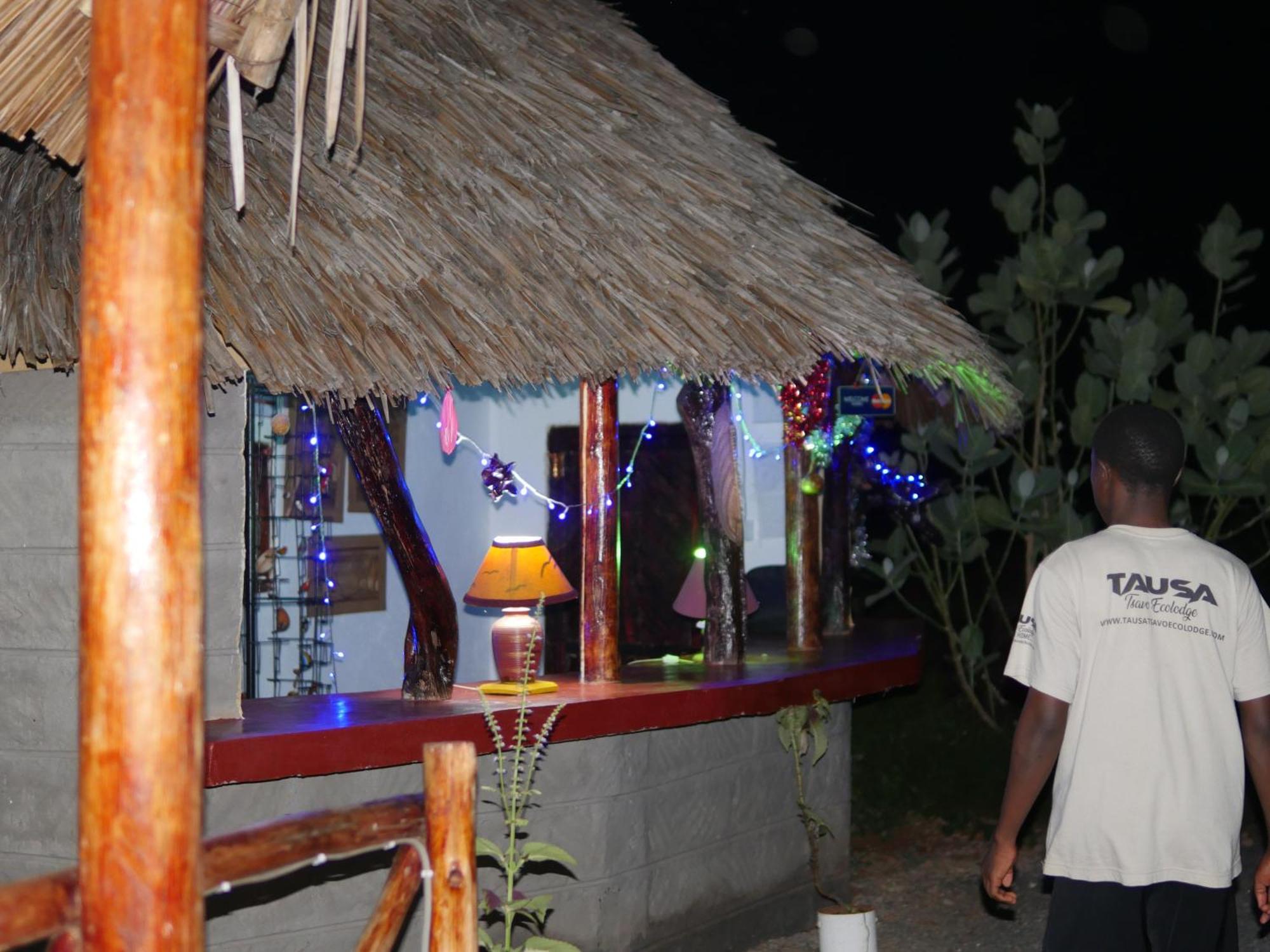 Tausa Tsavo Eco Lodge Voi Exterior photo